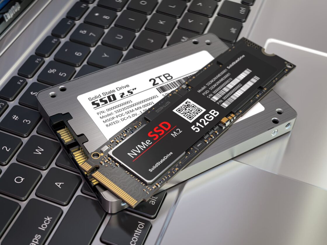 Seu PC tá mais lento que tartaruga com câimbra? O Guia Definitivo dos SSDs! 🐢💨