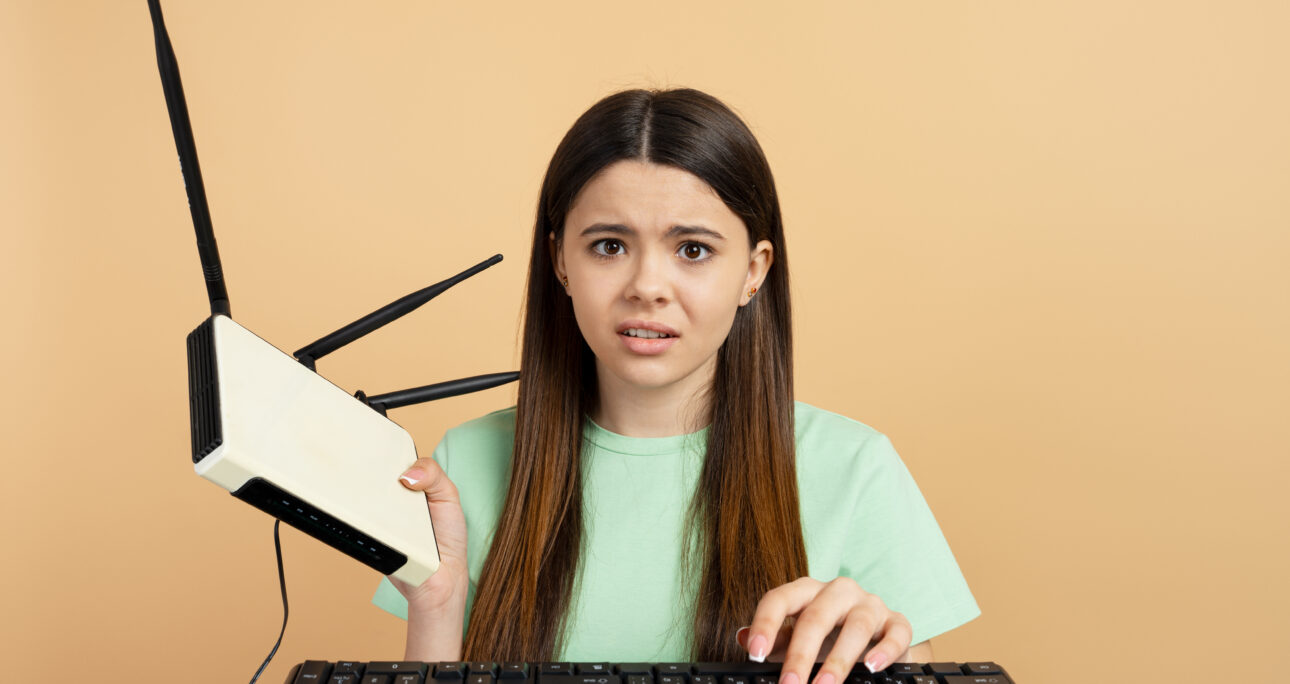 Sua Internet trava mesmo com um plano de trocentos megas? Resolva já! 🚀