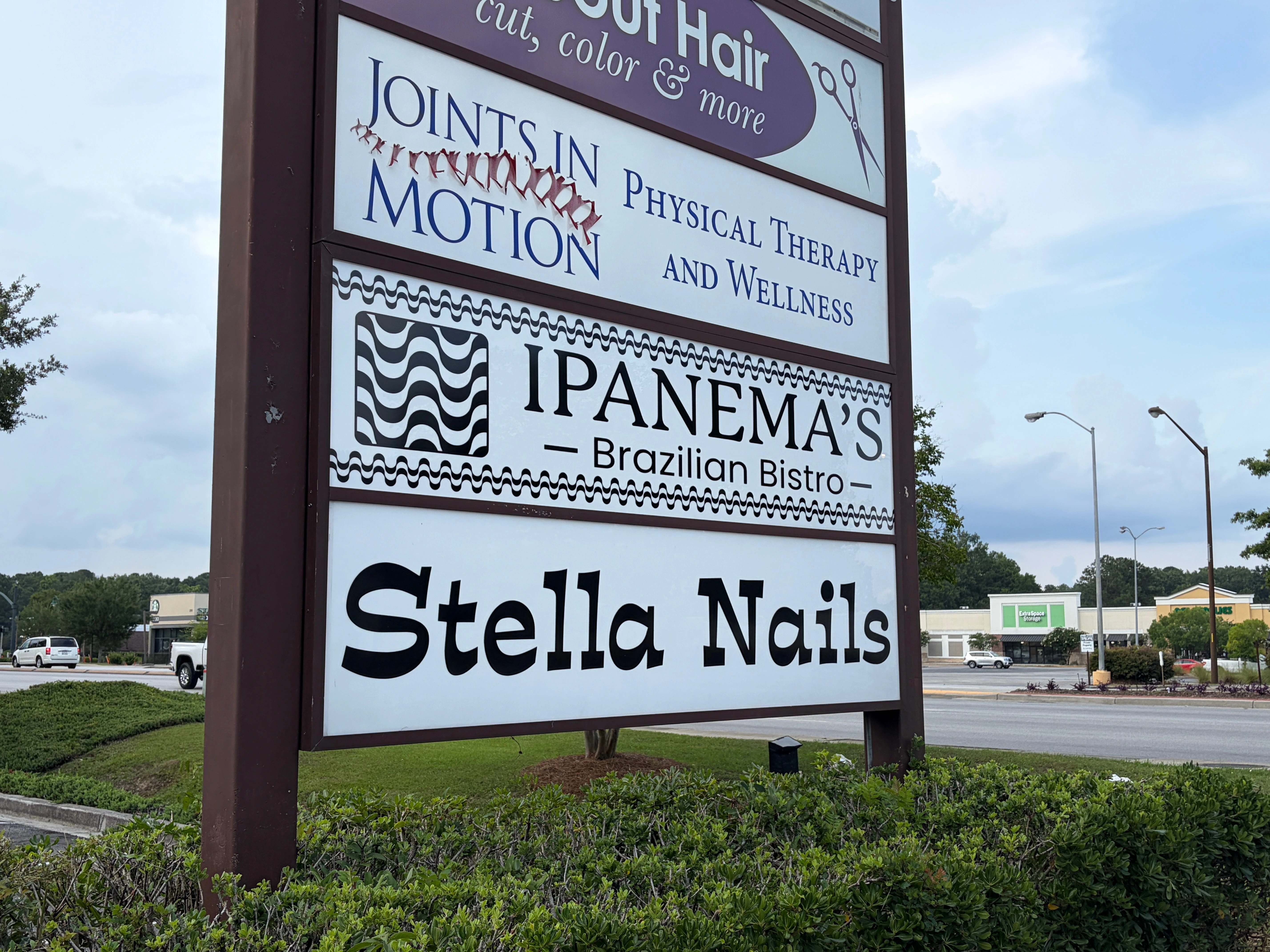 ipanemas-street-sign-goose-creek